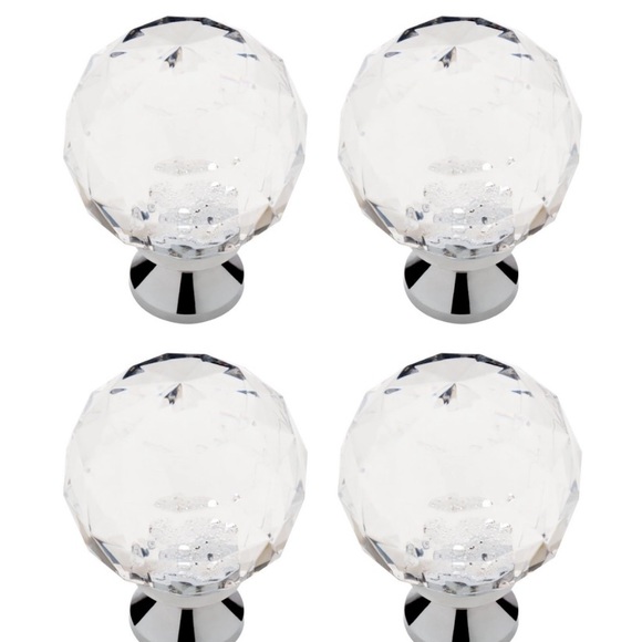NWT Cabinet or Drawer Pulls Chrome & Clear Faceted Acrylic Knob Set of 4 Crystal - Picture 7 of 7